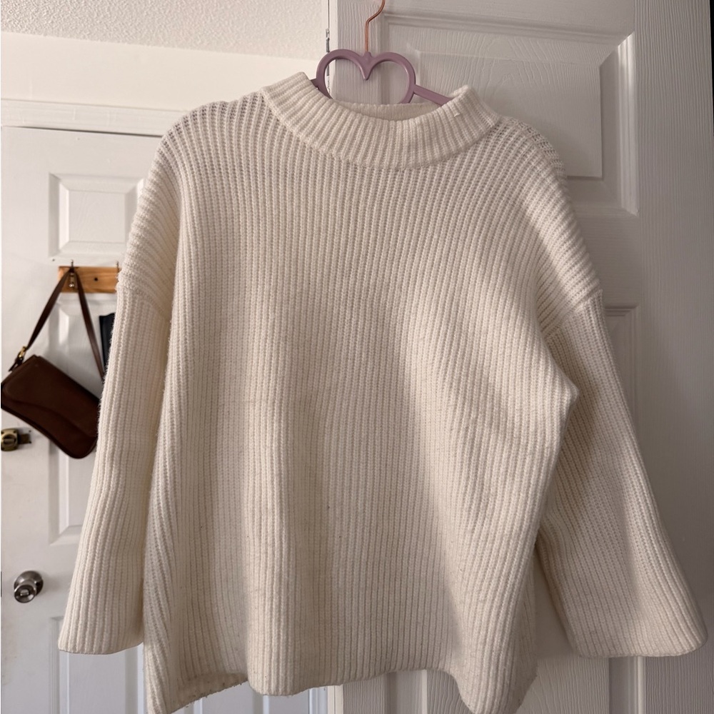 Nicole Miller New York Cream Ribbed Turtleneck Sweater